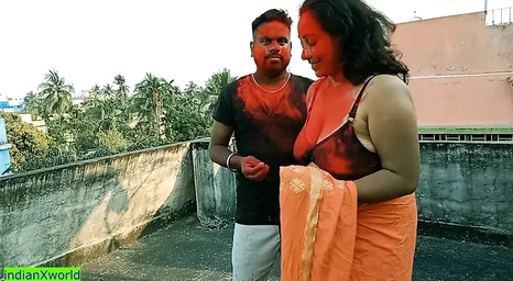 Steamy Tamil duo indulges in a muddy chat and rear end-fashion act at Holi jamboree