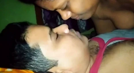 Gorgeous Indian Bhabhi Midnight Loud Yelling gets her vag fucked rock hard in steamy cowgirl act