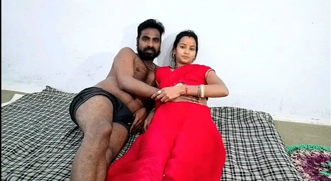 Witness Indian Bhabhi Seema take a humungous fake penis in her cock-squeezing cooch and get a red-hot internal cumshot in her sumptuous homemade vid!